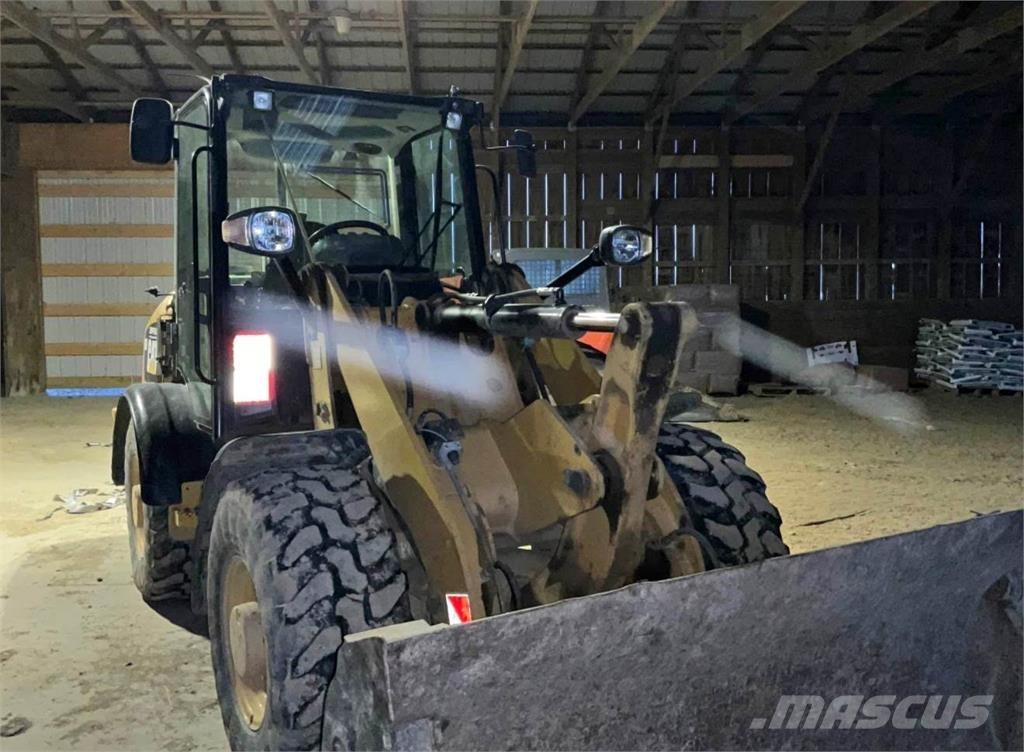 CAT 906H Læssemaskiner på hjul