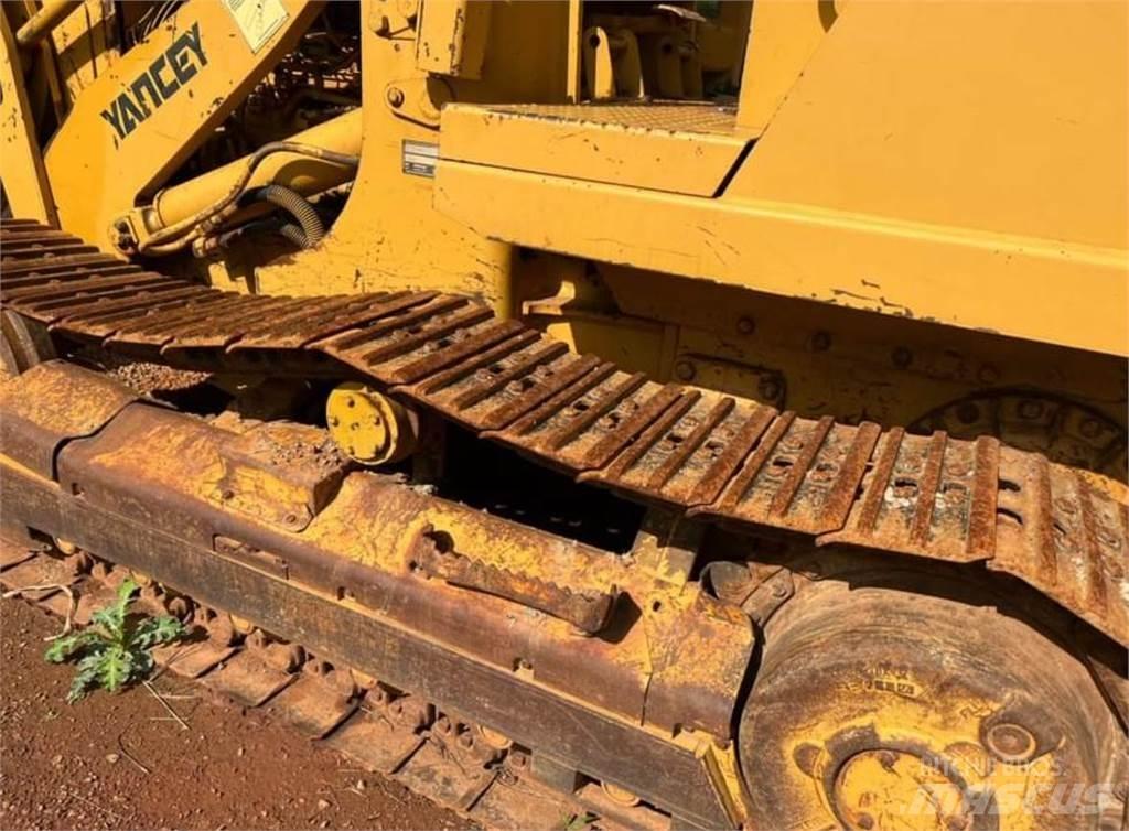 CAT 933C Bulldozer på larvebånd