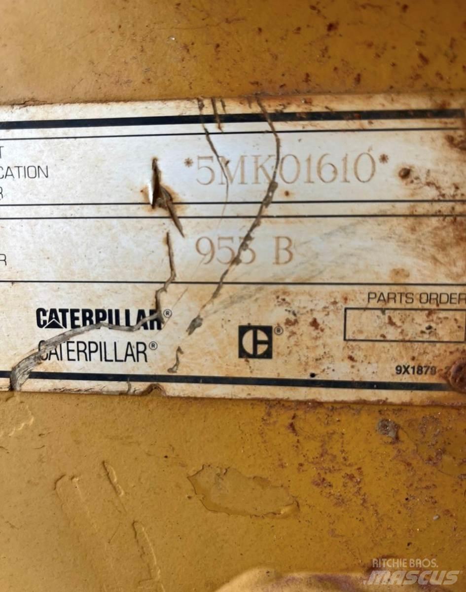 CAT 953B Larvebåndslæssere