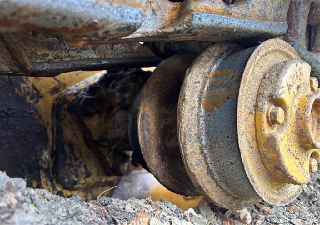 CAT 963B Larvebåndslæssere