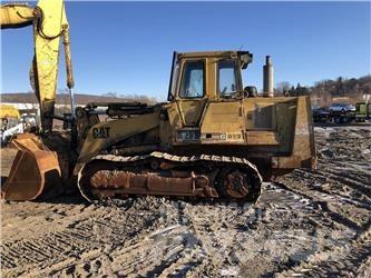 CAT 973 Larvebåndslæssere