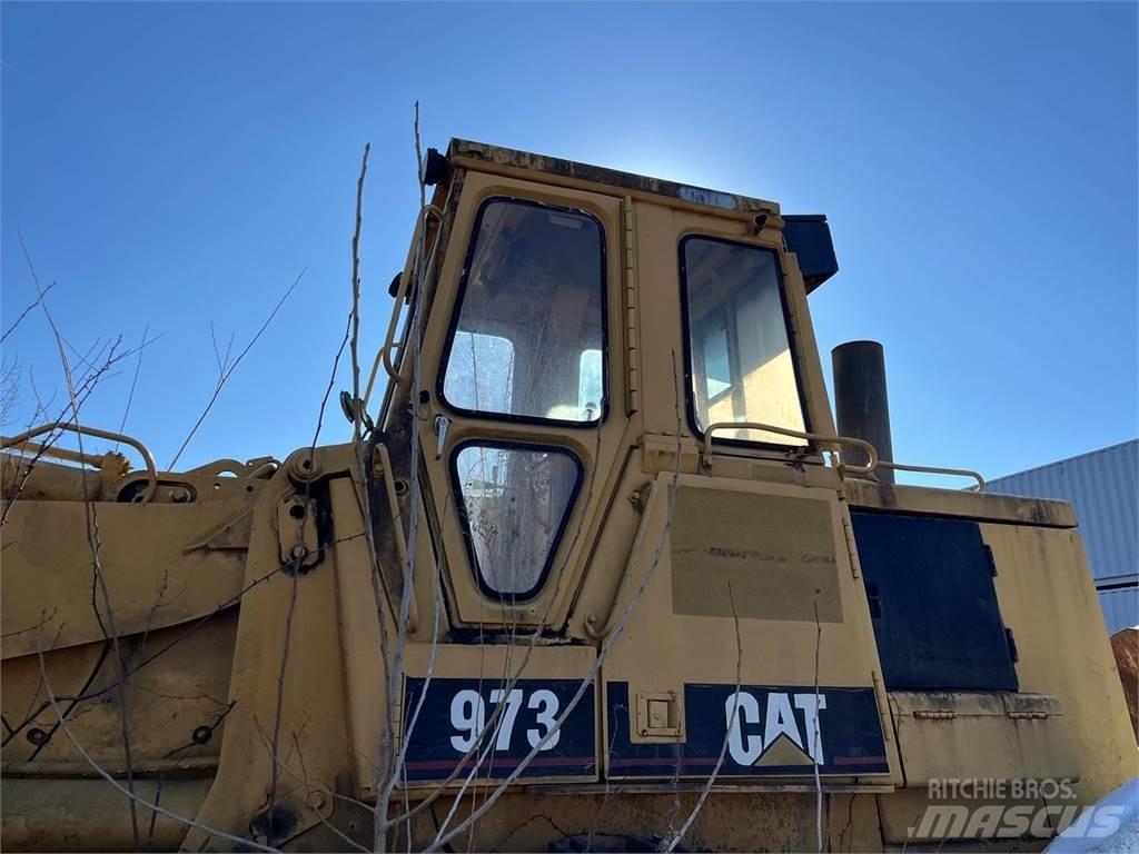 CAT 973 Larvebåndslæssere