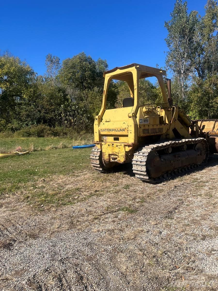 CAT 977L Larvebåndslæssere