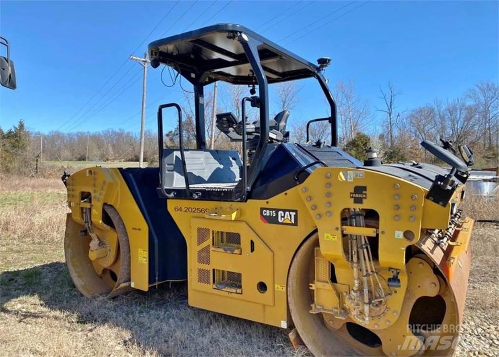 CAT CB15 Enkelt tromle