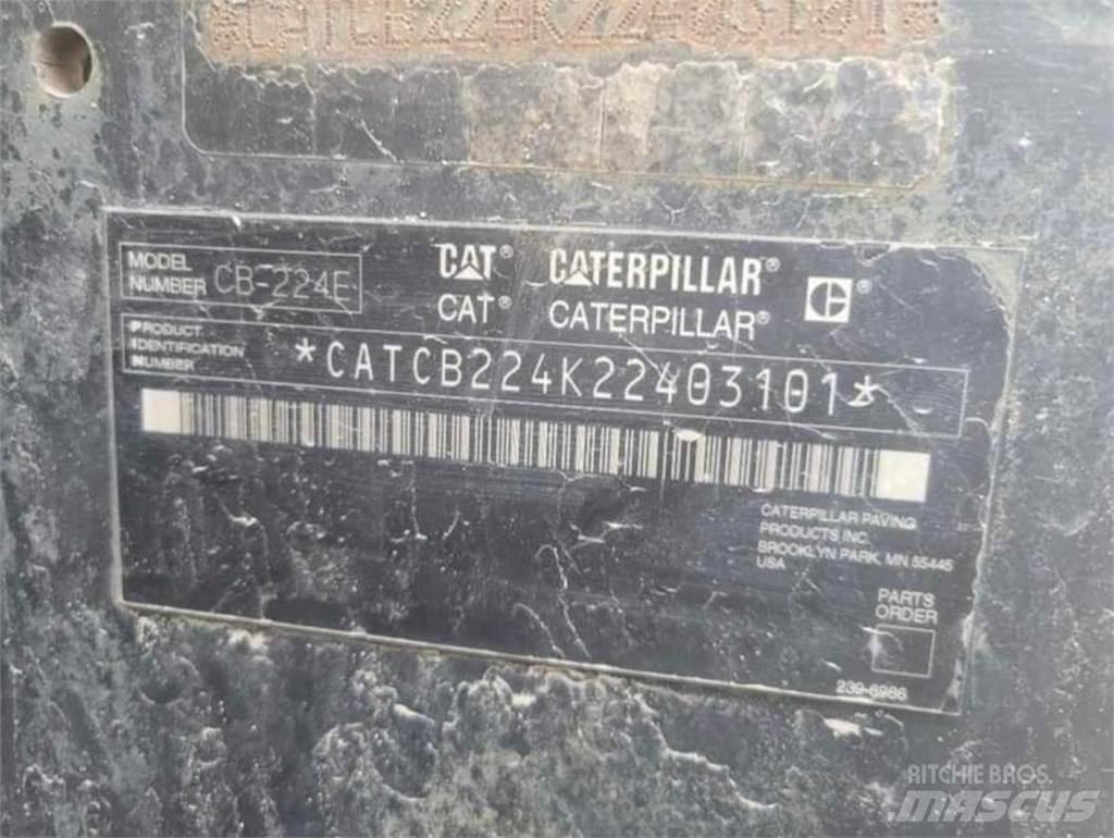 CAT CB24 Enkelt tromle