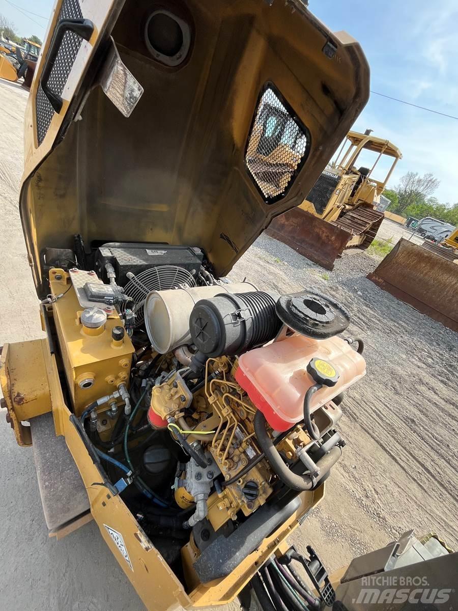 CAT CB24B Enkelt tromle