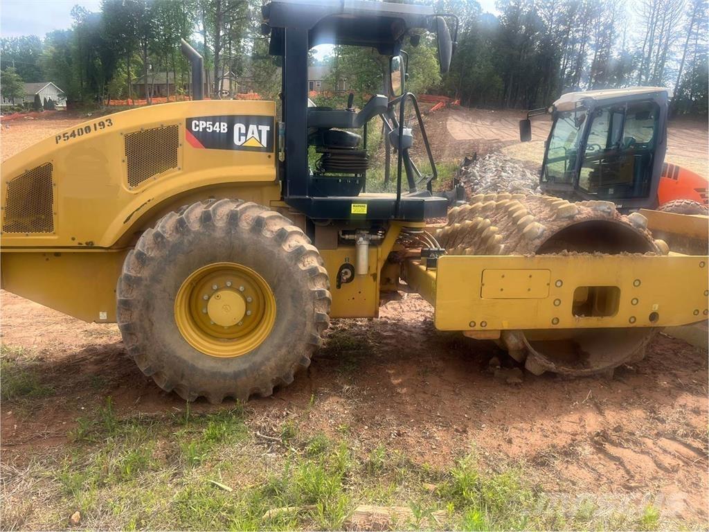 CAT CP54B Jordvibrationstromler