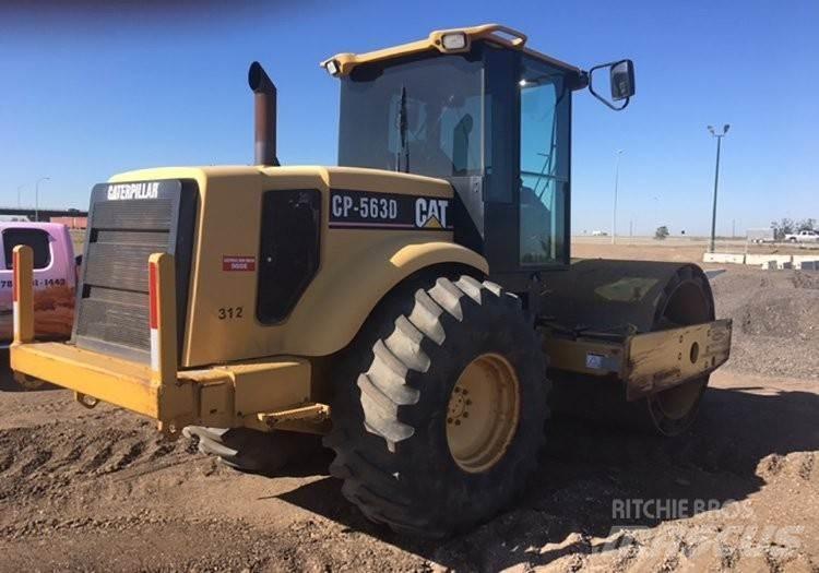 CAT CP563D Bugseret vibrationstromle