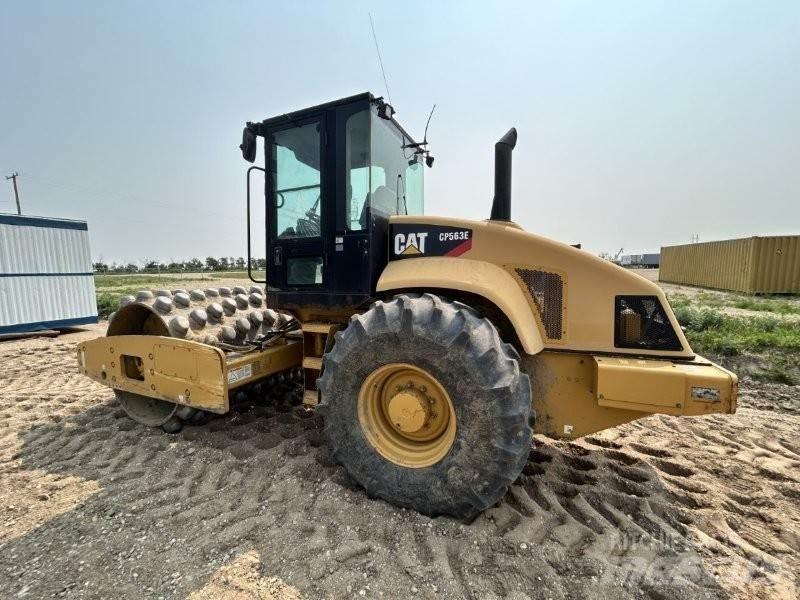 CAT CP563E Jordvibrationstromler