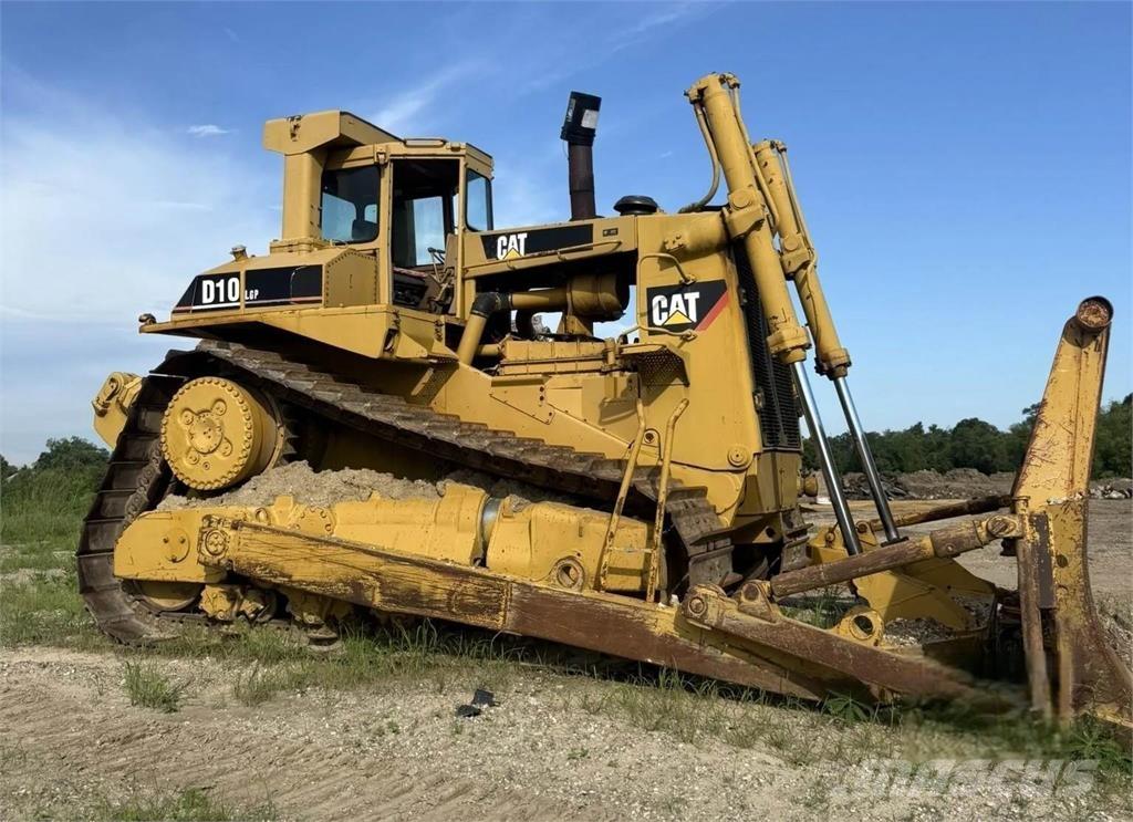 CAT D10 Bulldozer på larvebånd