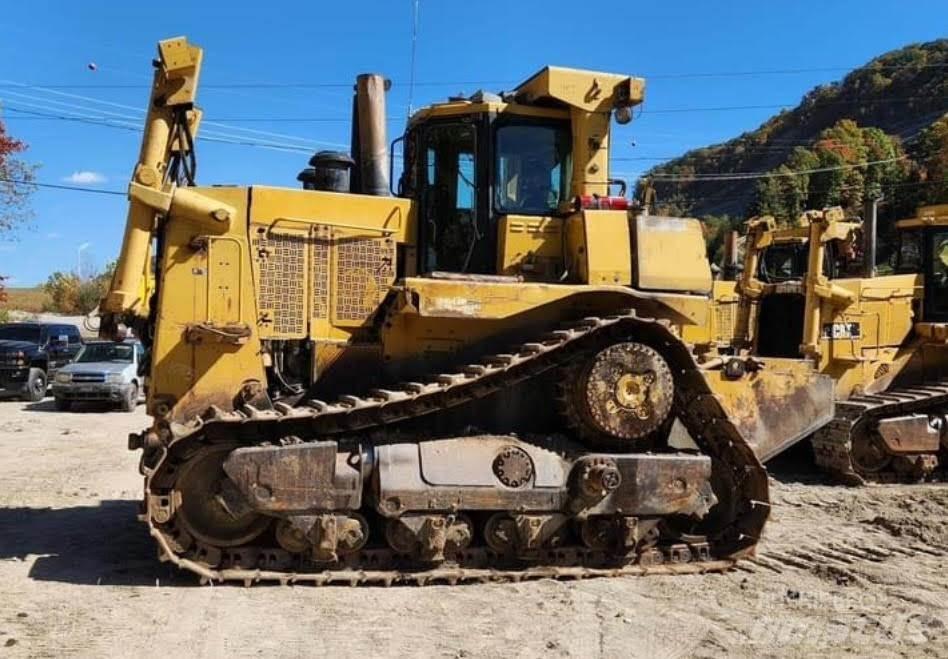 CAT D10T Bulldozer på larvebånd
