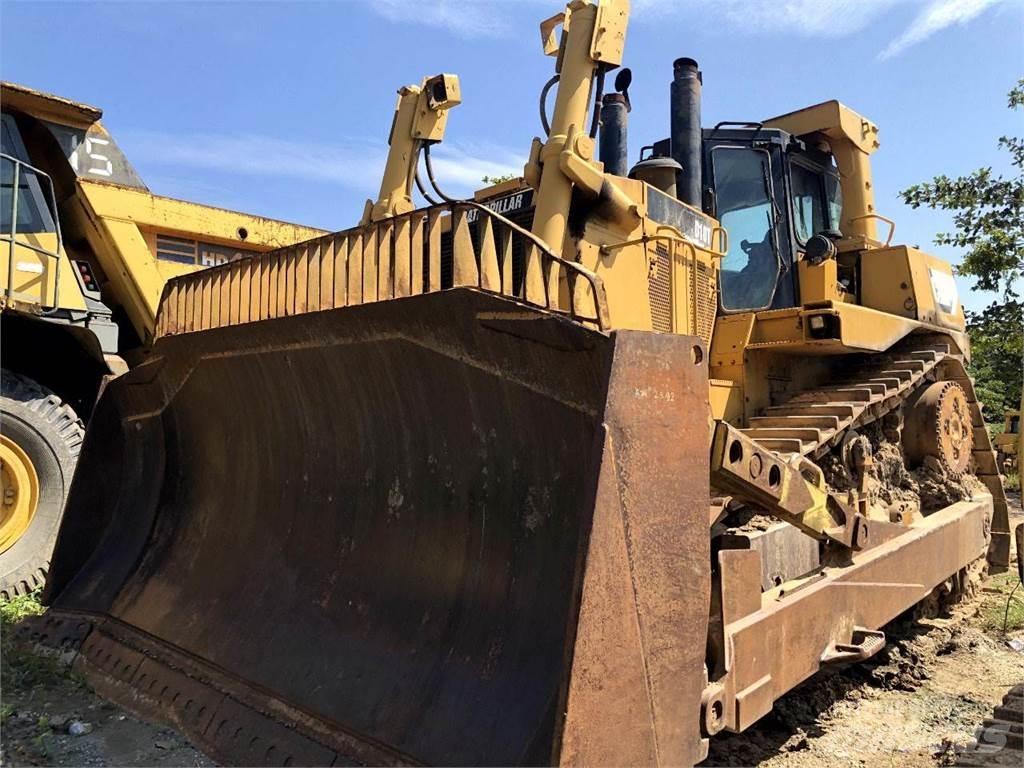 CAT D10T Bulldozer på larvebånd