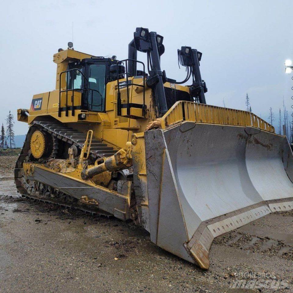CAT D10T Bulldozer på larvebånd
