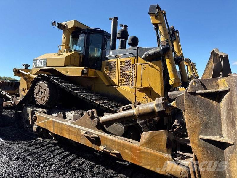 CAT D11T Bulldozer på larvebånd