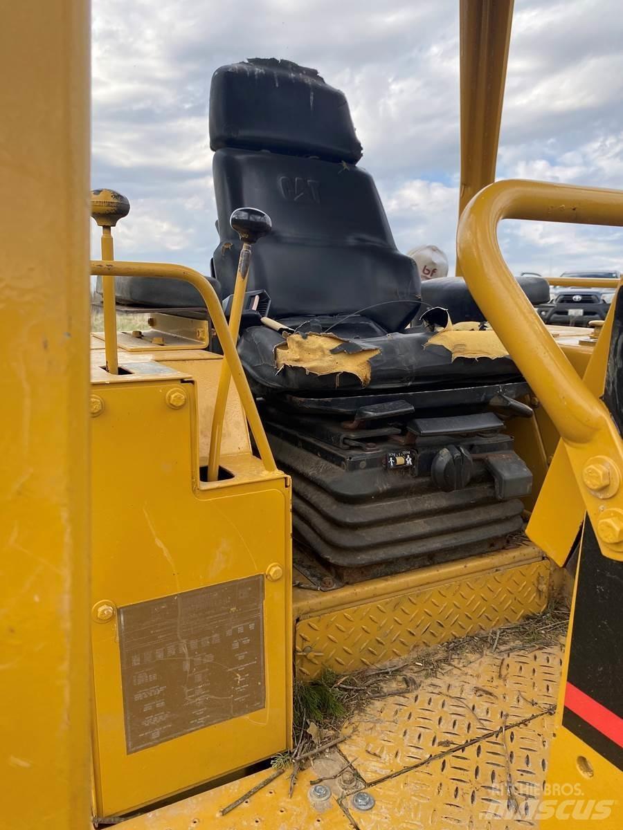 CAT D3C Bulldozer på larvebånd