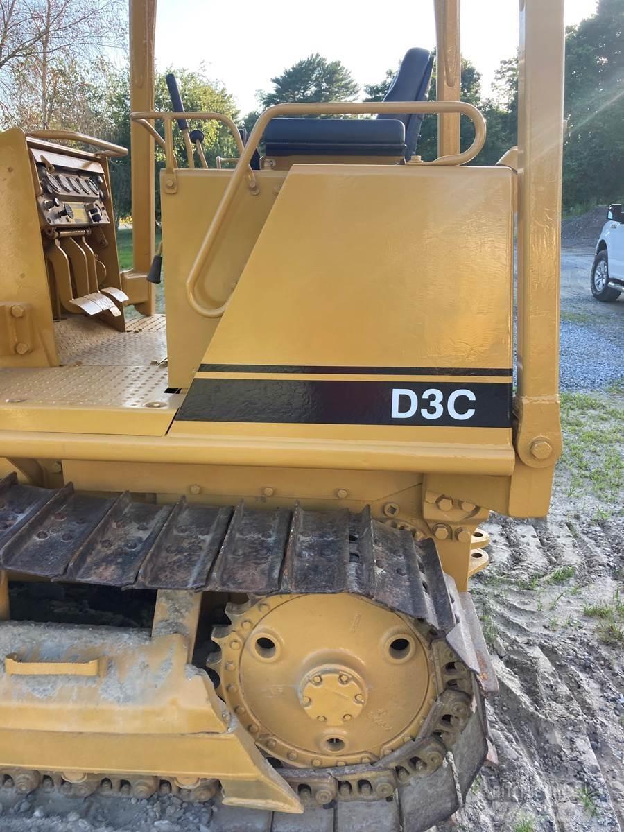 CAT D3C Bulldozer på larvebånd