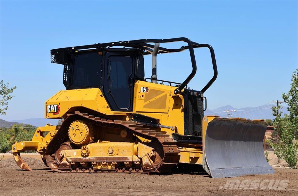 CAT D5 XL Bulldozer på larvebånd