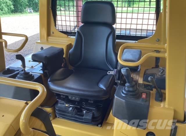 CAT D5G XL Bulldozer på larvebånd