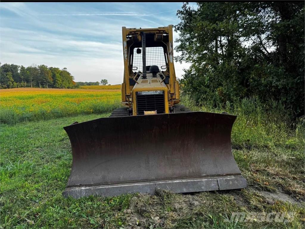 CAT D5G XL Bulldozer på larvebånd