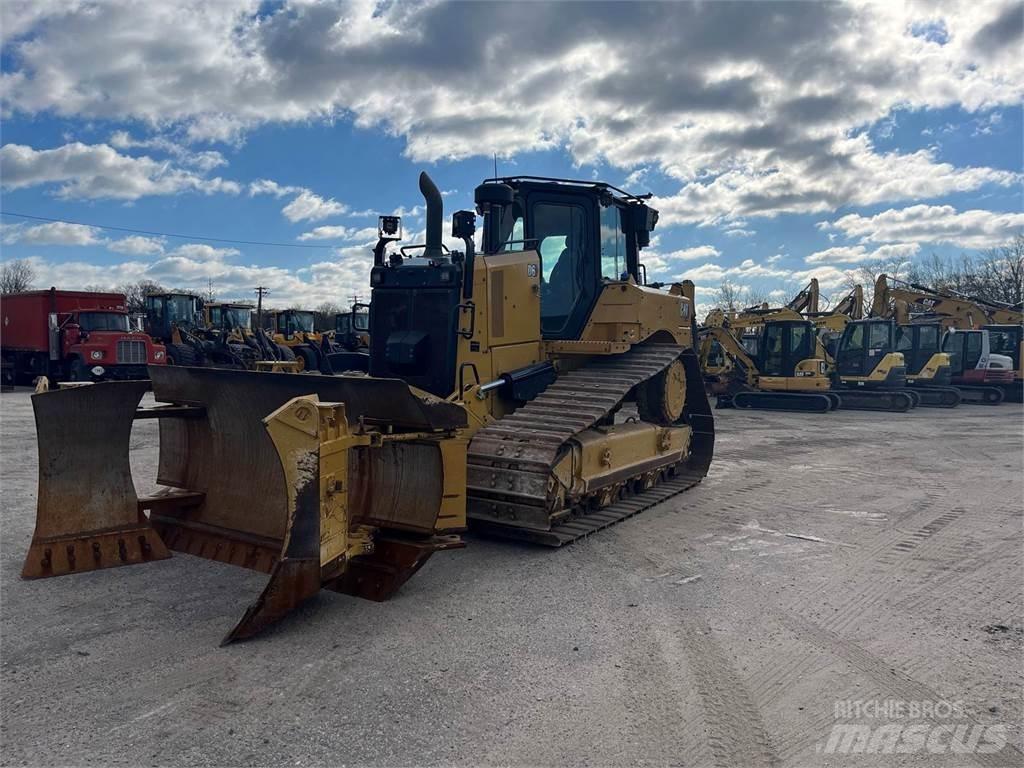 CAT D6 Bulldozer på larvebånd