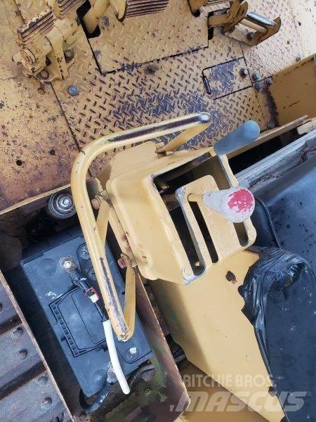 CAT D6C Bulldozer på larvebånd