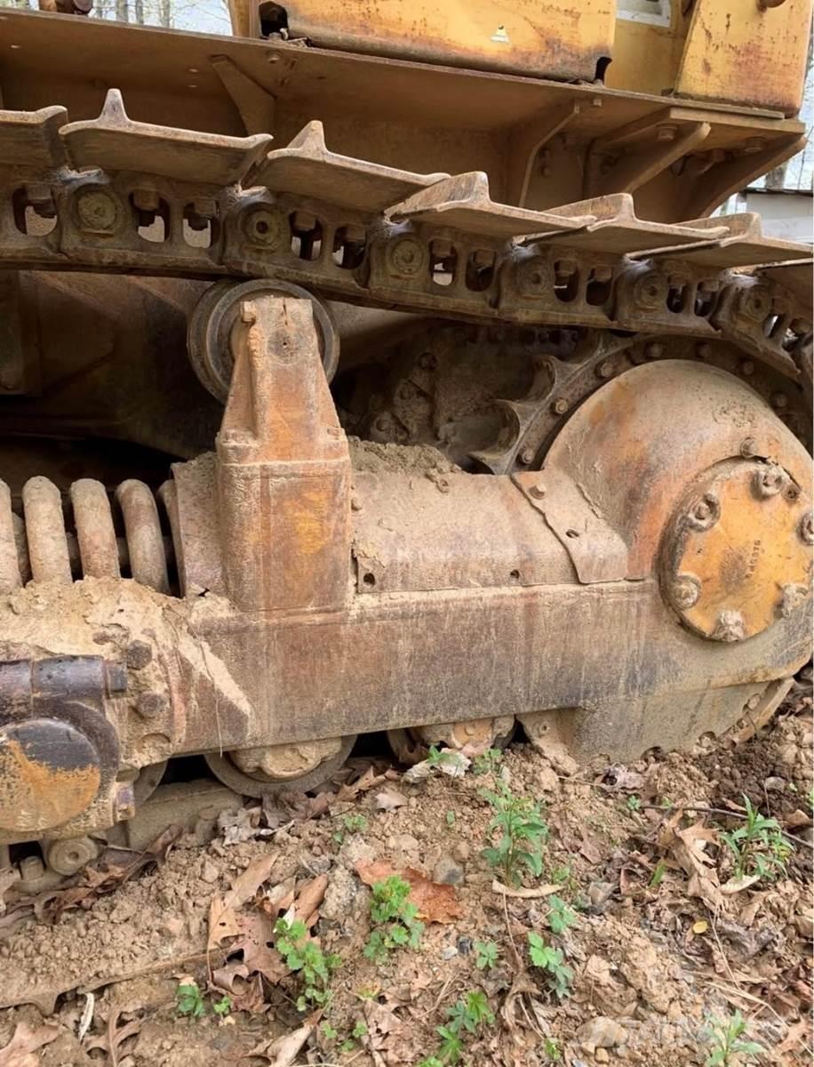 CAT D6C Bulldozer på larvebånd