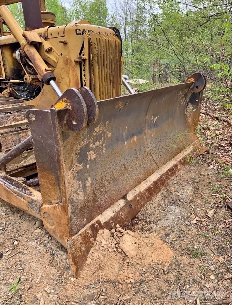 CAT D6C Bulldozer på larvebånd