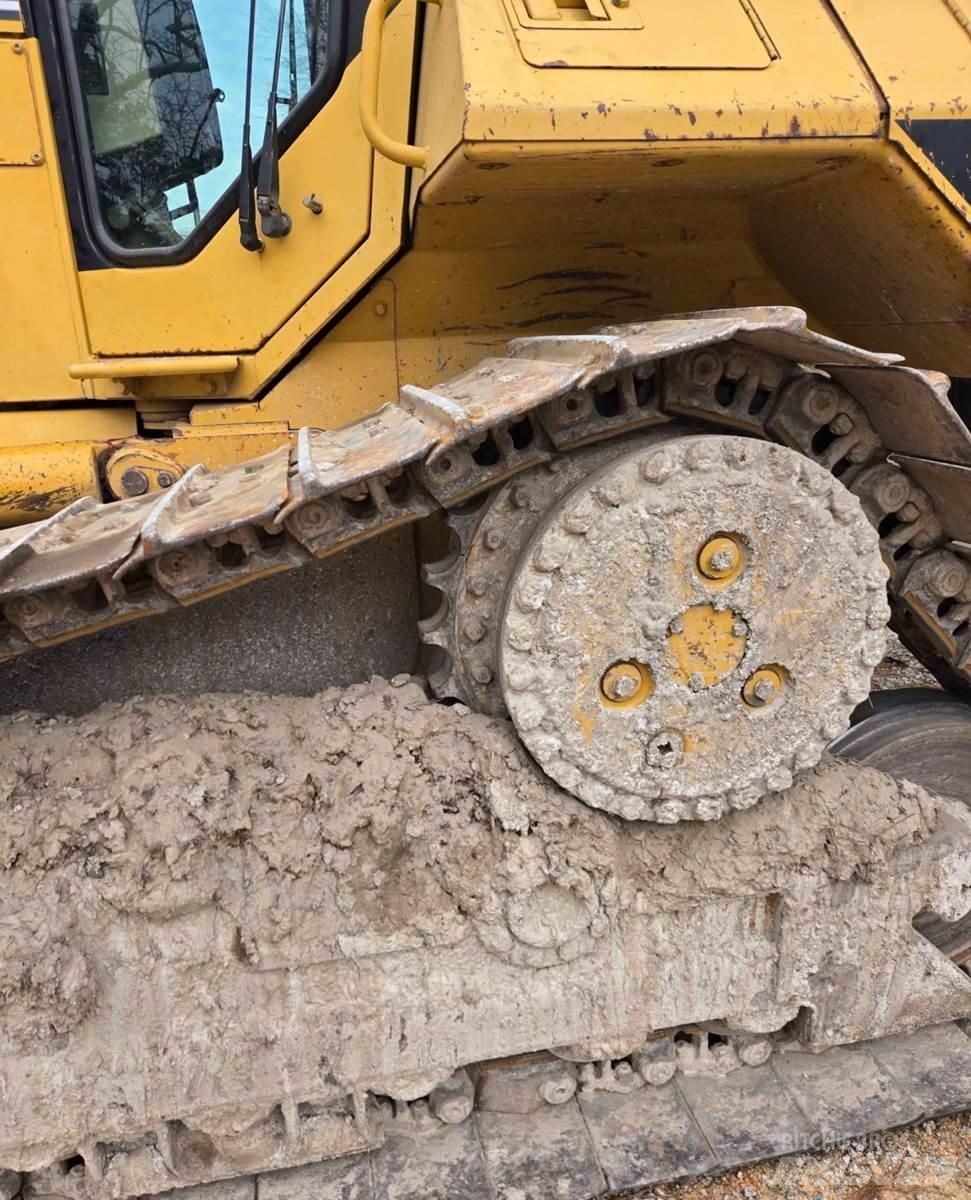 CAT D6M XL Bulldozer på larvebånd