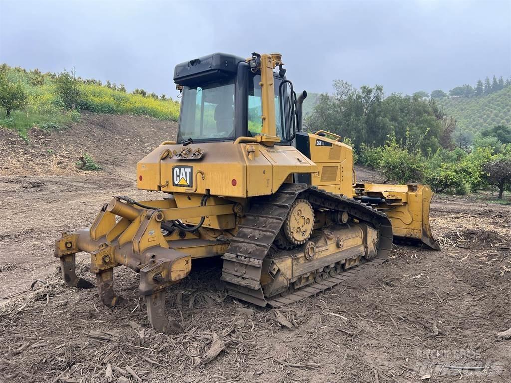 CAT D6N XL Bulldozer på larvebånd