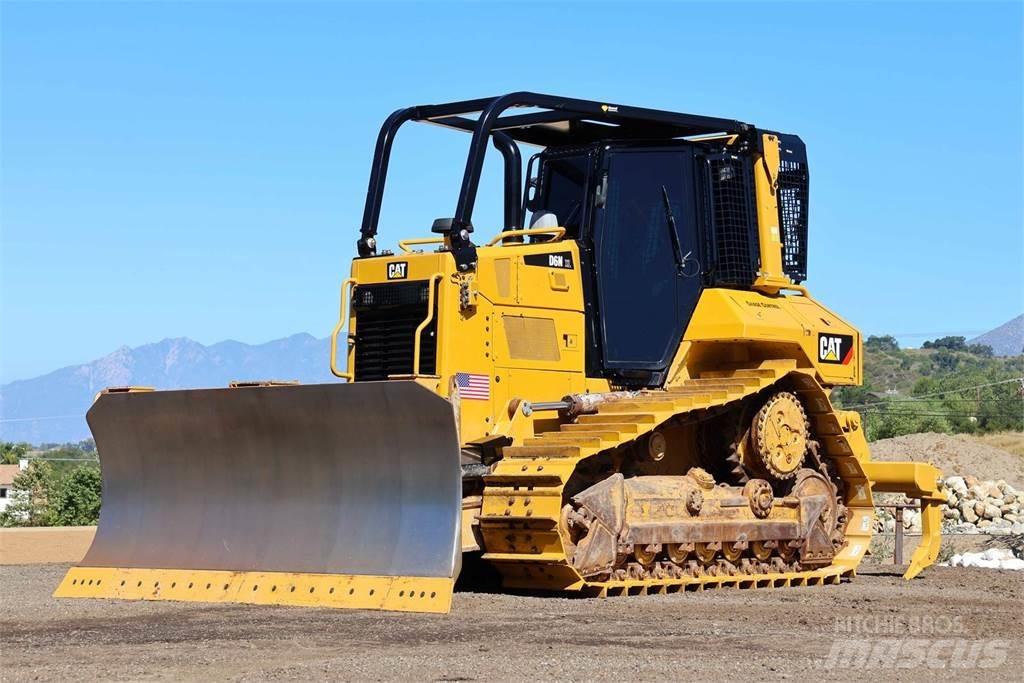 CAT D6N XL Bulldozer på larvebånd