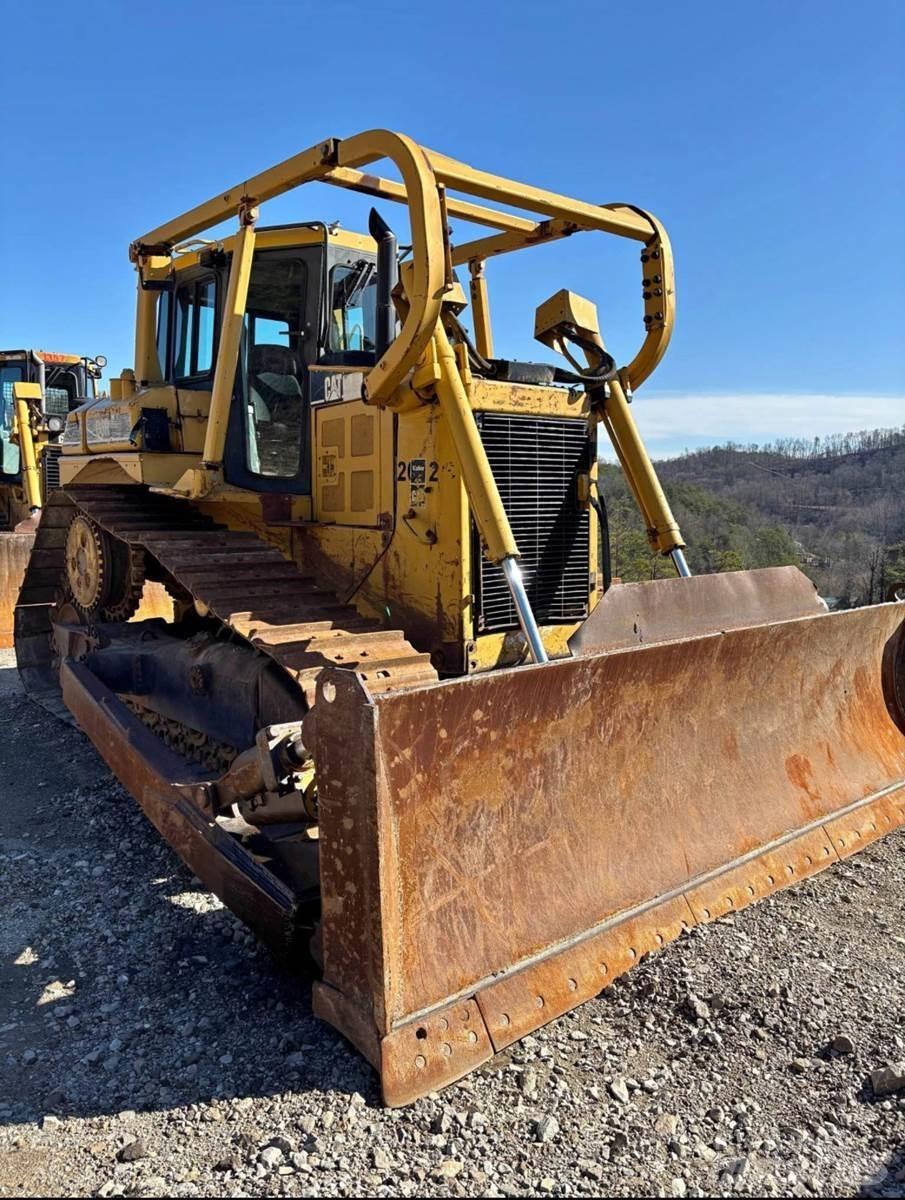 CAT D6R Bulldozer på larvebånd