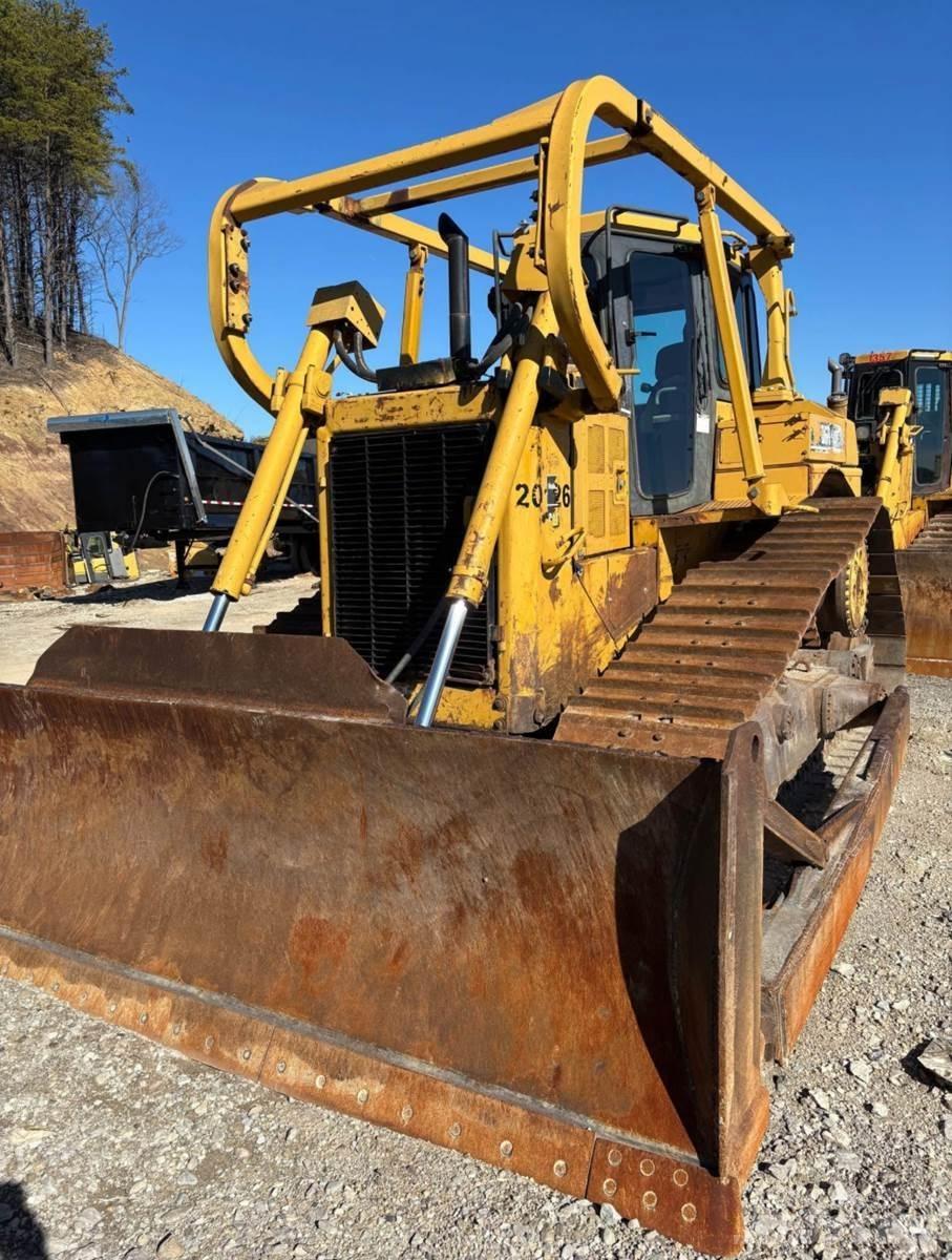 CAT D6R Bulldozer på larvebånd