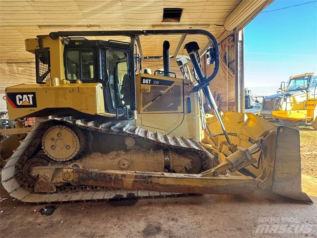 CAT D6T XW Bulldozer på larvebånd