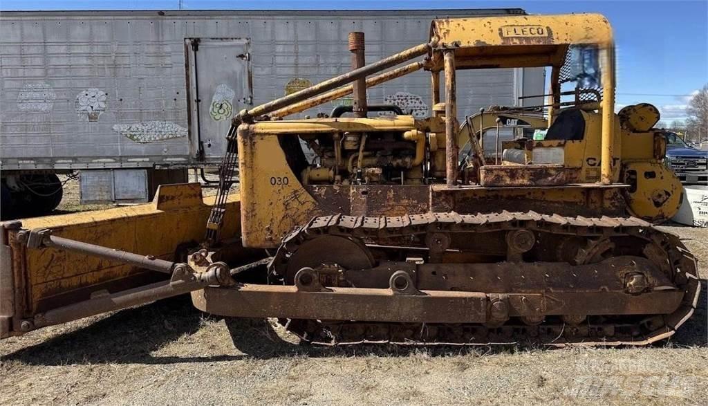 CAT D7 Bulldozer på larvebånd