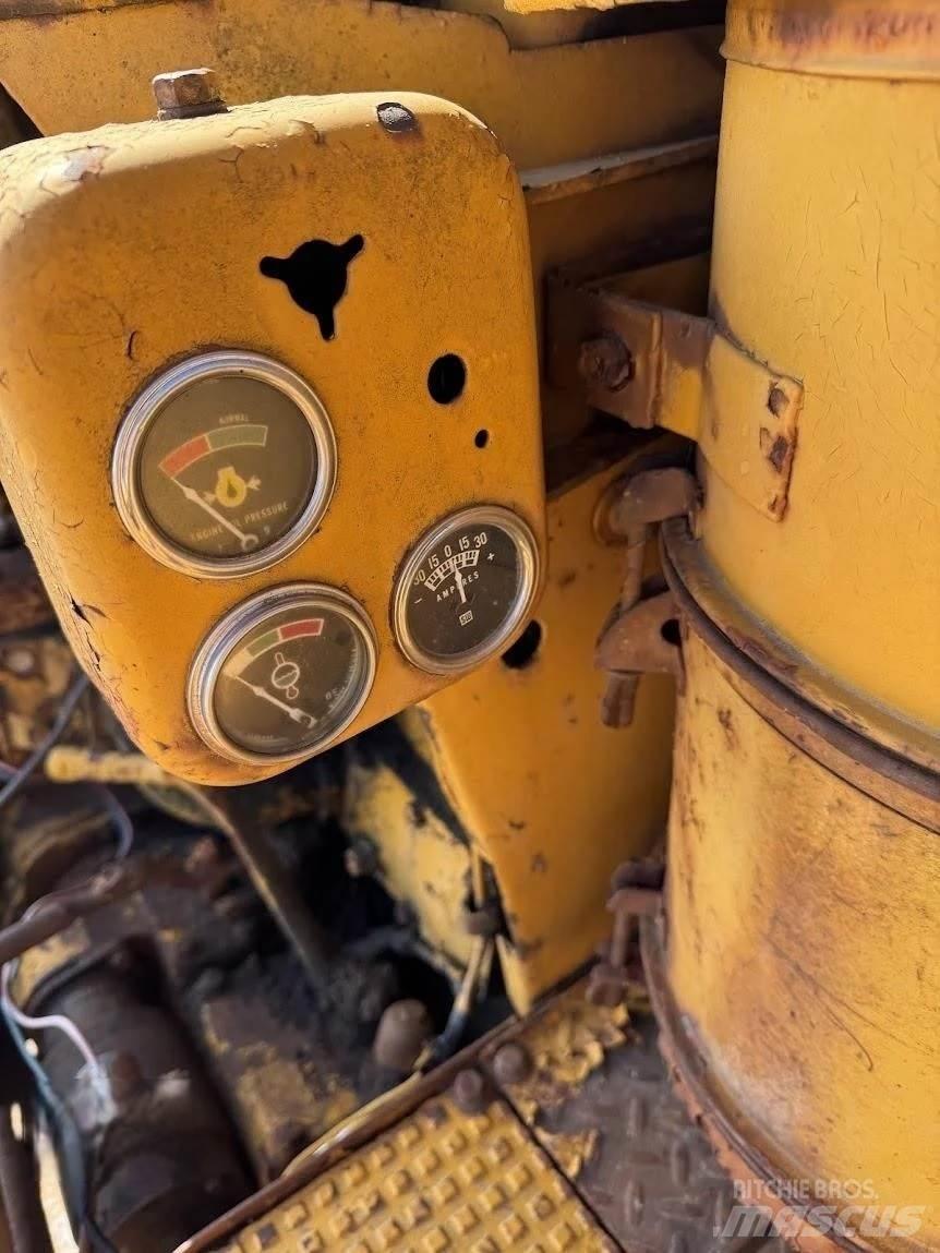 CAT D7 Bulldozer på larvebånd