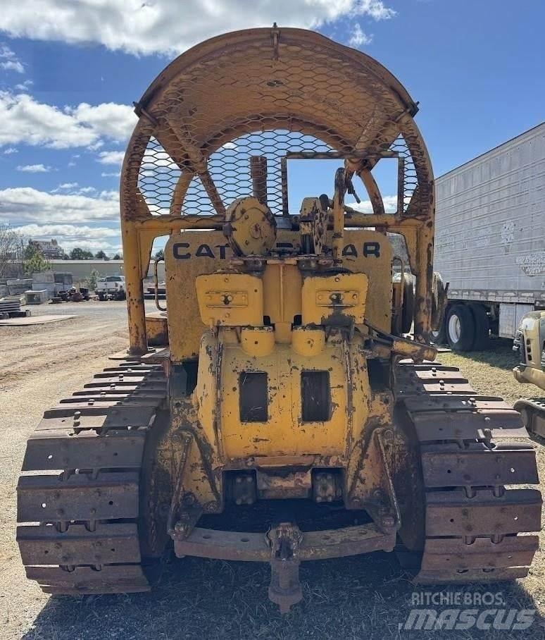 CAT D7 Bulldozer på larvebånd