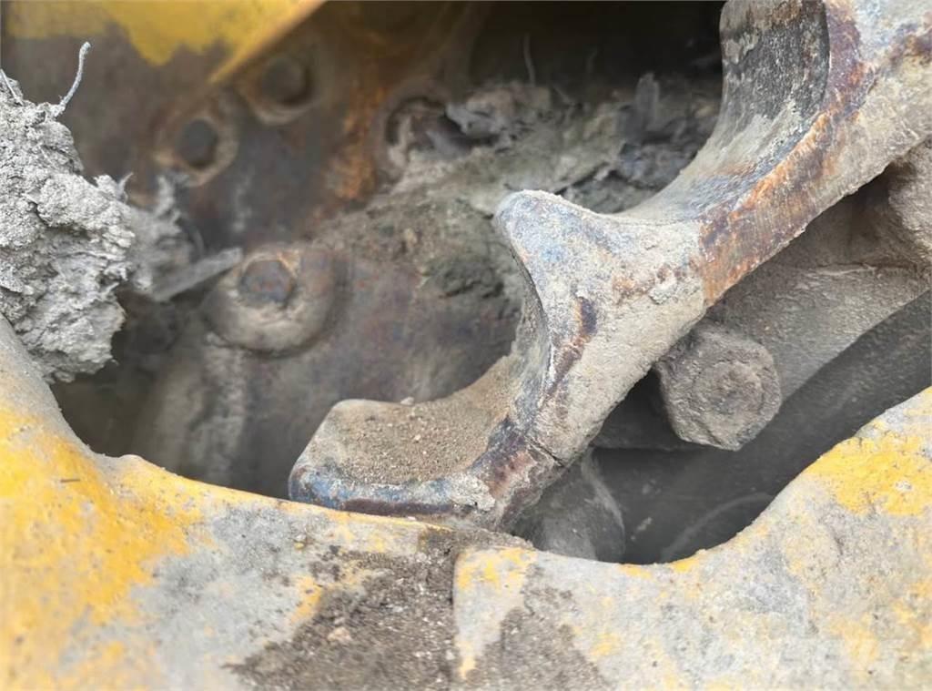 CAT D85E Bulldozer på larvebånd