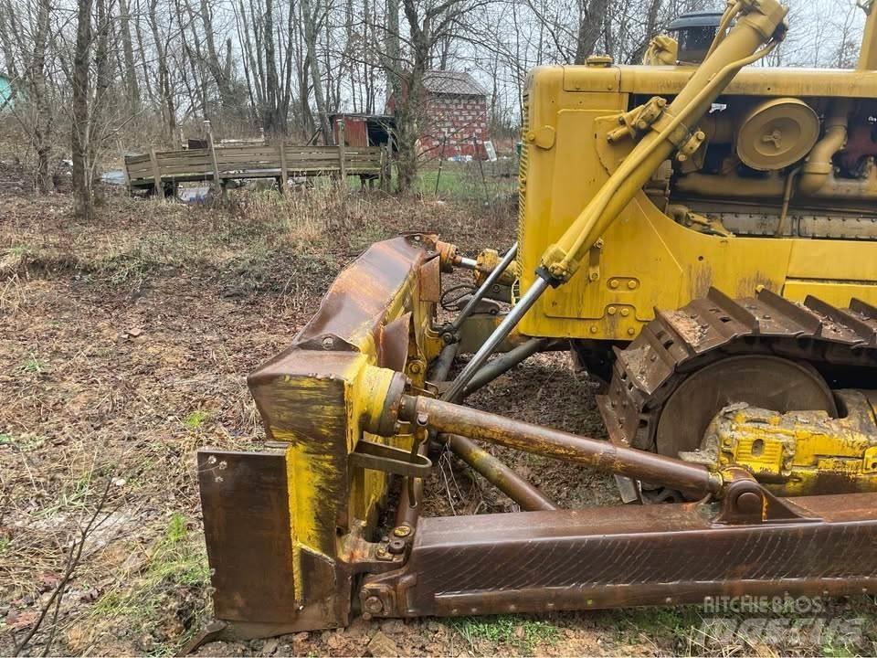 CAT D8H Bulldozer på larvebånd