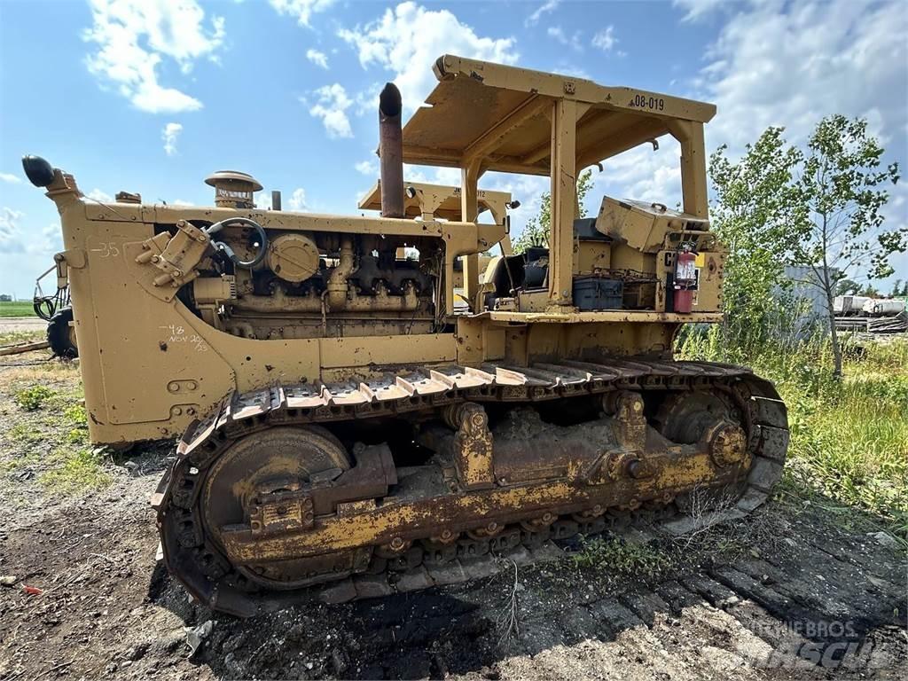CAT D8H Bulldozer på larvebånd