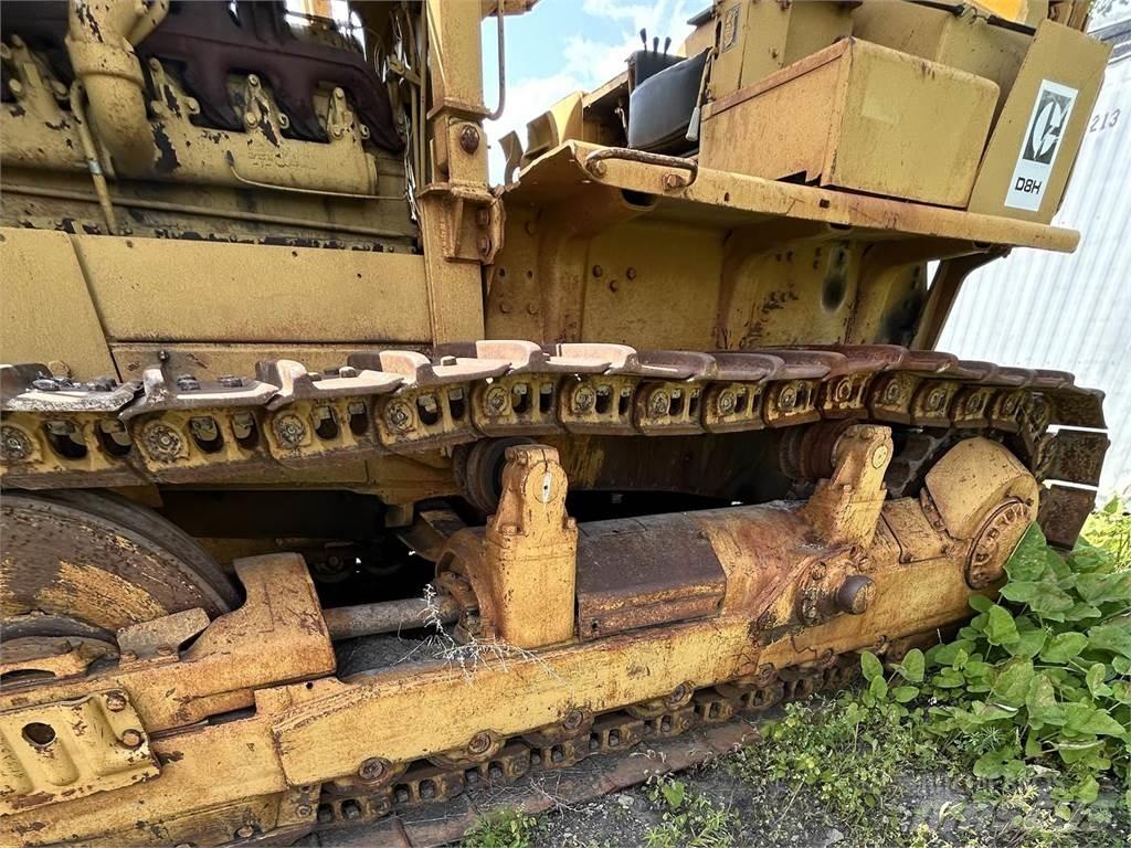 CAT D8H Bulldozer på larvebånd