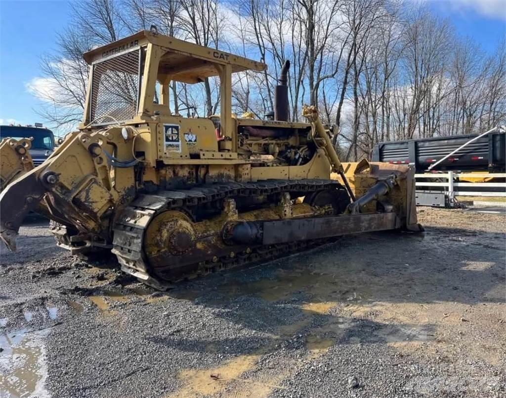 CAT D8H Bulldozer på larvebånd