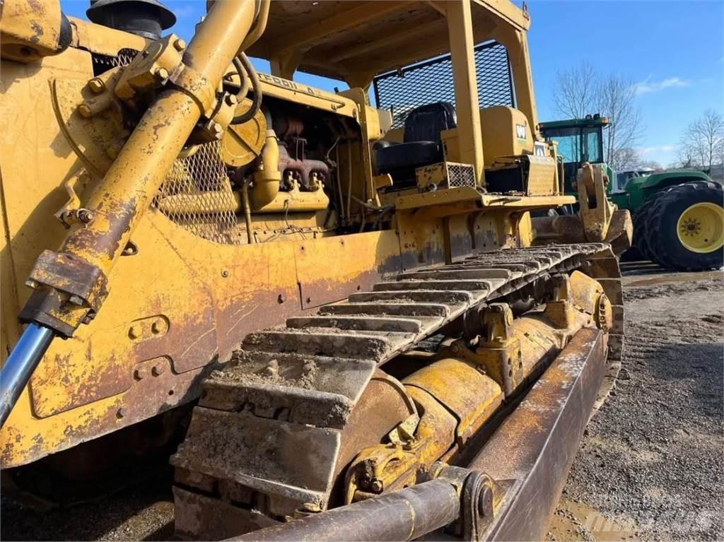 CAT D8H Bulldozer på larvebånd
