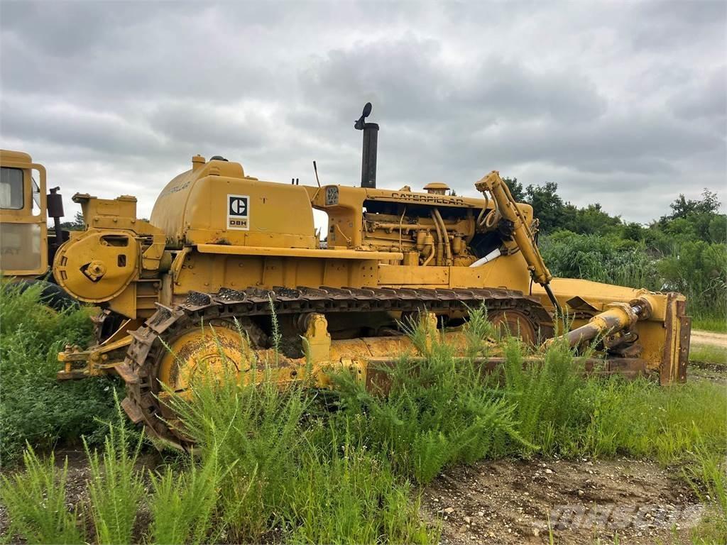 CAT D8H Bulldozer på larvebånd