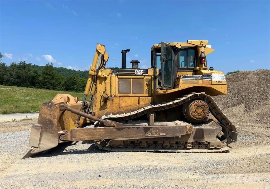 CAT D8N Bulldozer på larvebånd