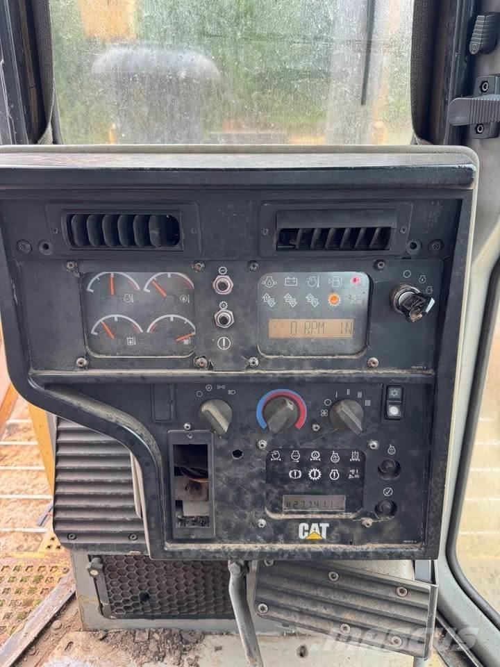 CAT D8R Bulldozer på larvebånd