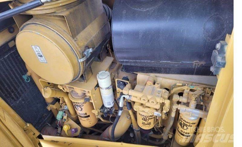 CAT D8T Bulldozer på larvebånd