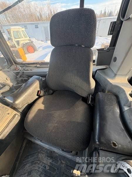 CAT D8T Bulldozer på larvebånd