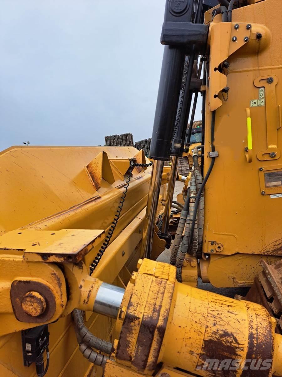 CAT D8T Bulldozer på larvebånd
