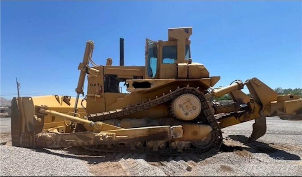 CAT D9L Bulldozer på larvebånd