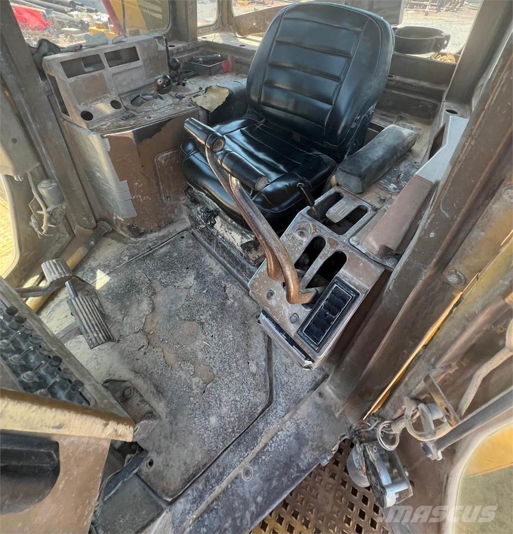 CAT D9L Bulldozer på larvebånd